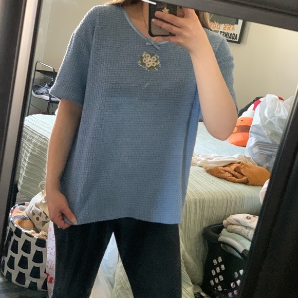 Embroidered Flower Tee - Picture 9 of 9